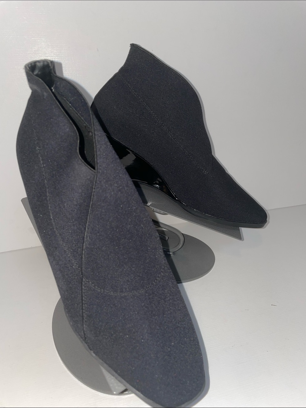 NWOT Aerosole Anini Black Stretch Fabric Ankle Booties - Sz 9 1/2